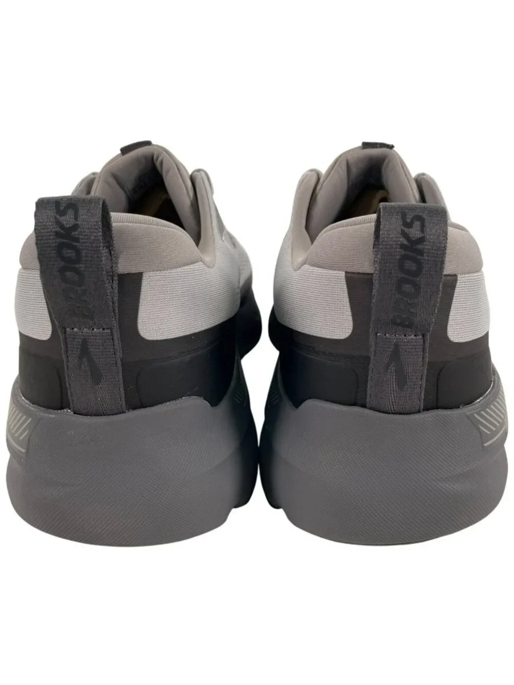 Brooks Beast GTS 26 Running Athletic Shoes Gray/Blackened Pearl Men's Sz 15 NEW